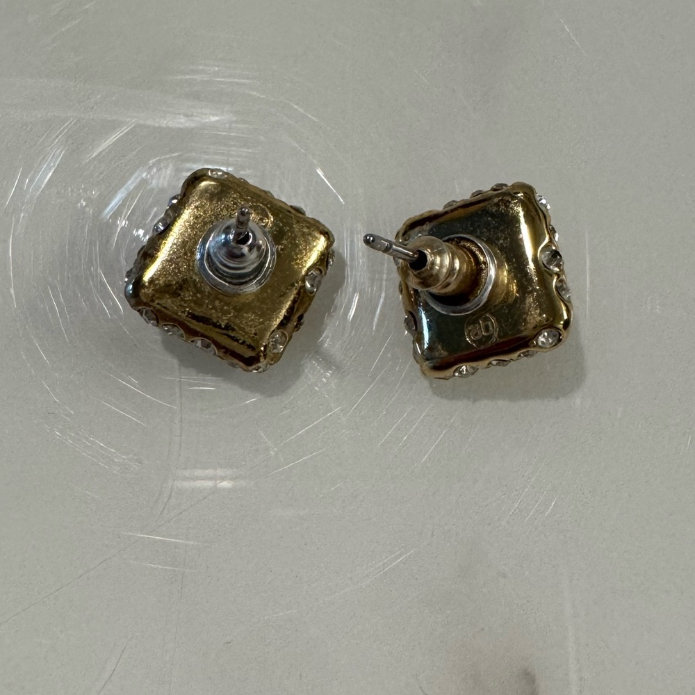 Alexis Bittar Elegant Gold Stud Earrings - Picture 4 of 5